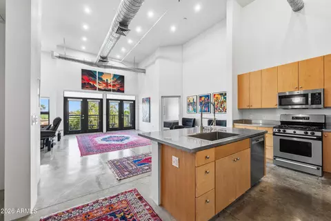 Kitchen - 914 E Osborn Rd #416, Phoenix, AZ 85014 photo 1 of 9
