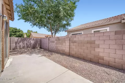 Exterior - 8953 E Capri Ave, Mesa, AZ 85208 photo 6 of 8