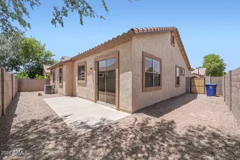 Exterior - 8953 E Capri Ave, Mesa, AZ 85208 photo 5 of 8