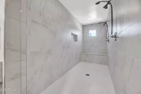 Bath - 3109 E Monterosa St, Phoenix, AZ 85016 photo 2 of 4