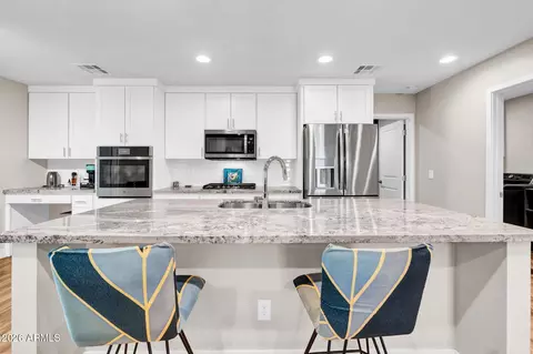 Kitchen - 3109 E Monterosa St, Phoenix, AZ 85016 photo 3 of 3