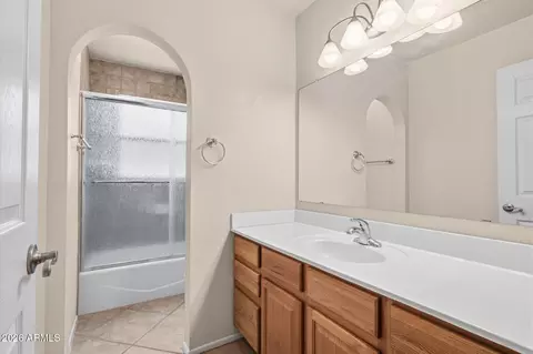 Bath - 1735 W Isleta Ave, Mesa, AZ 85202 photo 1 of 2