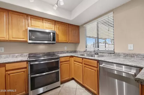 Kitchen - 1735 W Isleta Ave, Mesa, AZ 85202 photo 4 of 4