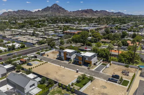 View/Area - 5929 N 14th St, Phoenix, AZ 85014 photo 3 of 3