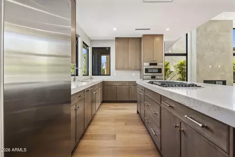 Kitchen - 5929 N 14th St, Phoenix, AZ 85014 photo 2 of 5