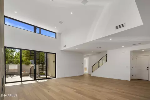 Living - 5929 N 14th St, Phoenix, AZ 85014 photo 2 of 6