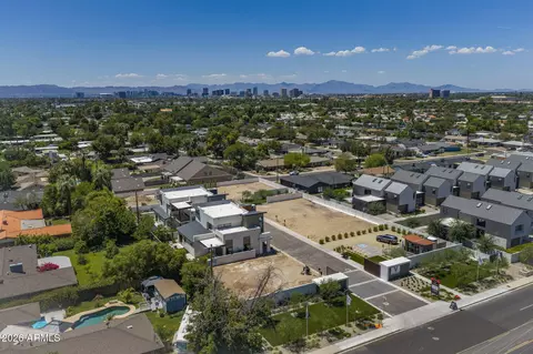 View/Area - 5929 N 14th St, Phoenix, AZ 85014 photo 1 of 3