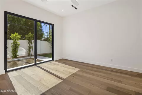 Bedroom - 5929 N 14th St, Phoenix, AZ 85014 photo 1 of 8