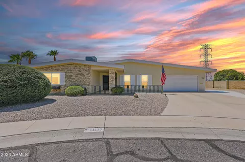 11137 W Palmeras Dr, Sun City, AZ 85373
