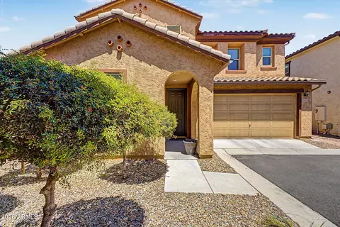 Exterior - 4640 E Beck Ln, Phoenix, AZ 85032 photo 2 of 6