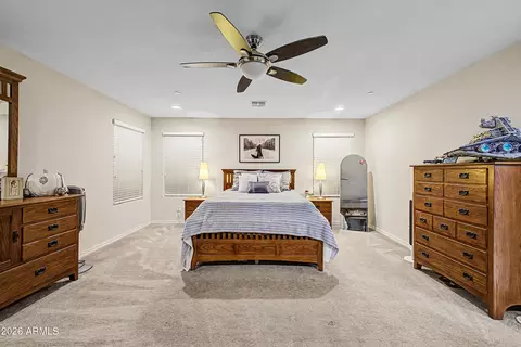 Bedroom - 4640 E Beck Ln, Phoenix, AZ 85032 photo 1 of 5