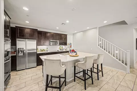 Kitchen - 4640 E Beck Ln, Phoenix, AZ 85032 photo 1 of 4