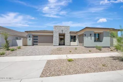 Exterior - 698 W Ridge Rd, Apache Junction, AZ 85120 photo 1 of 3