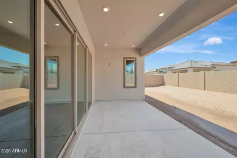 Exterior - 698 W Ridge Rd, Apache Junction, AZ 85120 photo 2 of 3