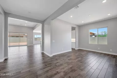 Living - 698 W Ridge Rd, Apache Junction, AZ 85120 photo 12 of 12
