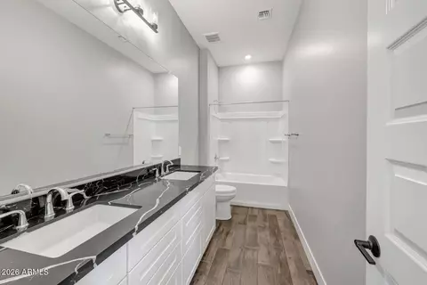 Bath - 698 W Ridge Rd, Apache Junction, AZ 85120 photo 3 of 4