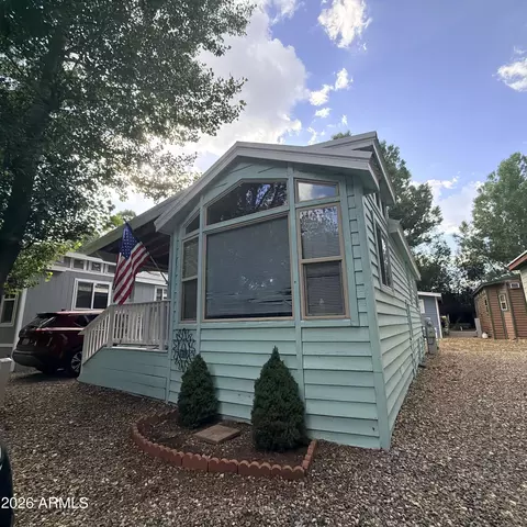 17750 S Munds Ranch Rd #162, Munds Park, AZ 86017