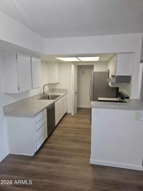4608 W Maryland Ave #211, Glendale, AZ 85301