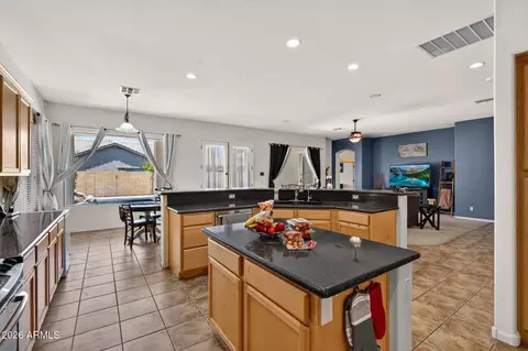 Kitchen - 3282 E Lowell Ave, Gilbert, AZ 85297 photo 4 of 4