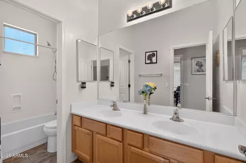 Bath - 3282 E Lowell Ave, Gilbert, AZ 85297 photo 1 of 5