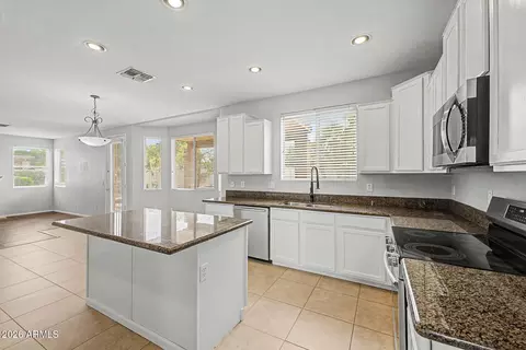 Kitchen - 3533 E Wildhorse Dr, Gilbert, AZ 85297 photo 1 of 3