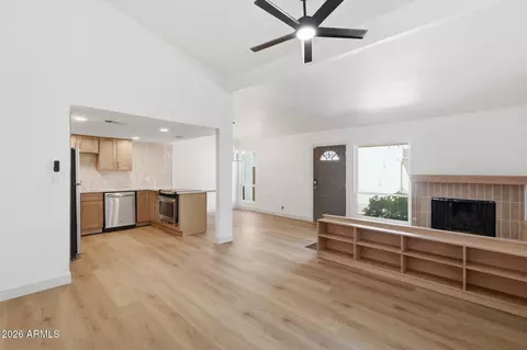 5805 N 8th Pl, Phoenix, AZ 85014 photo 7
