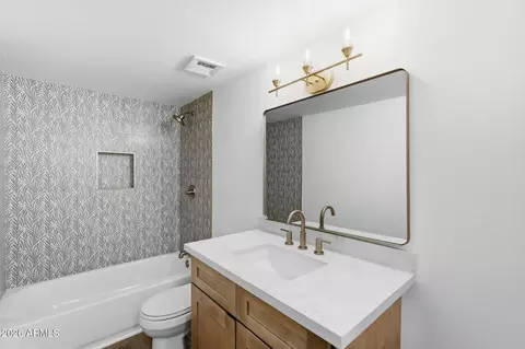 5805 N 8th Pl, Phoenix, AZ 85014 photo 24