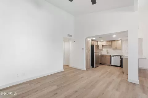 5805 N 8th Pl, Phoenix, AZ 85014 photo 8
