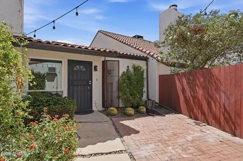 5805 N 8th Pl, Phoenix, AZ 85014 photo 5
