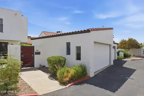 5805 N 8th Pl, Phoenix, AZ 85014 photo 2