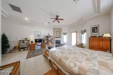 Bedroom - 925 E Valencia Dr, Phoenix, AZ 85042 photo 1 of 8