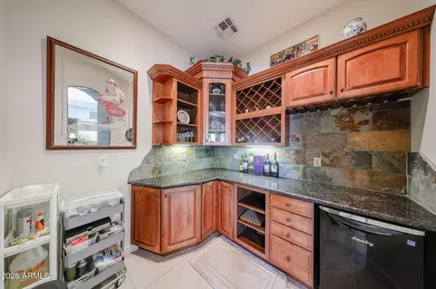 Kitchen - 925 E Valencia Dr, Phoenix, AZ 85042 photo 5 of 5