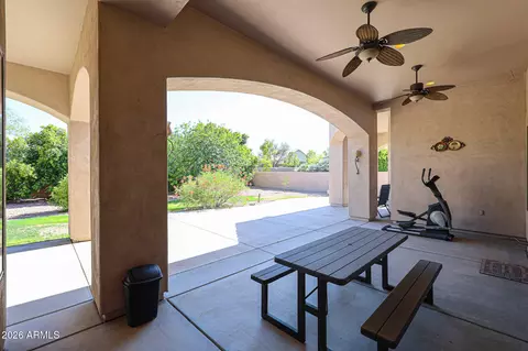 Exterior - 925 E Valencia Dr, Phoenix, AZ 85042 photo 3 of 7