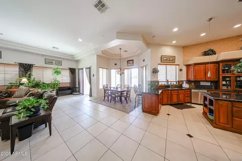 Other - 925 E Valencia Dr, Phoenix, AZ 85042 photo 6 of 16