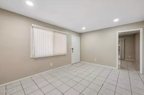 Living - 4455 E Pueblo Ave, Phoenix, AZ 85040 photo 1 of 2