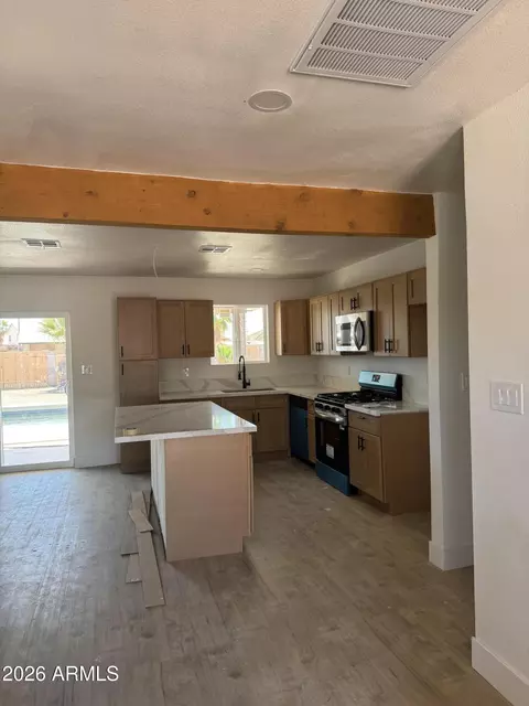 Kitchen - 37 W Rawhide Ave, Gilbert, AZ 85233 photo 2 of 4