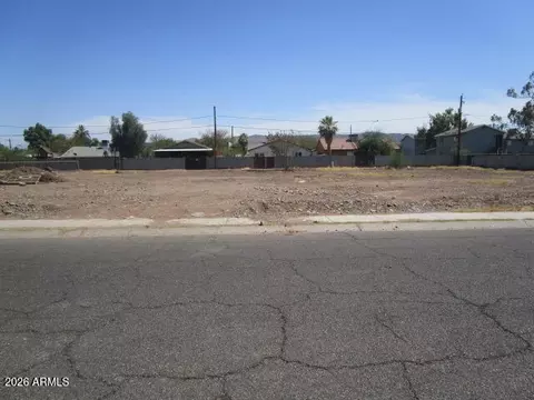 3149 E Mobile Lane Apt 103 102 Ln #103 102, Phoenix, AZ 85040 photo 1