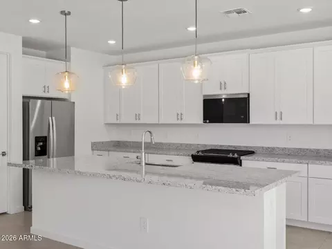 17746 W Illini St, Goodyear, AZ 85338