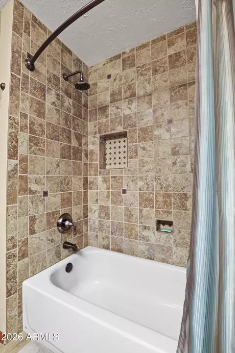 Bath - 804 E Phoenix St, Payson, AZ 85541 photo 4 of 4