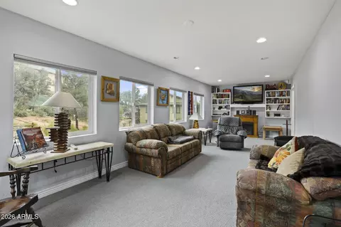 Living - 804 E Phoenix St, Payson, AZ 85541 photo 4 of 4