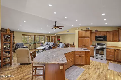 Kitchen - 804 E Phoenix St, Payson, AZ 85541 photo 2 of 3