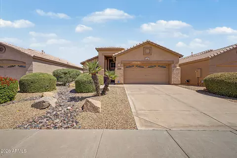 9046 W Escuda Dr, Peoria, AZ 85382