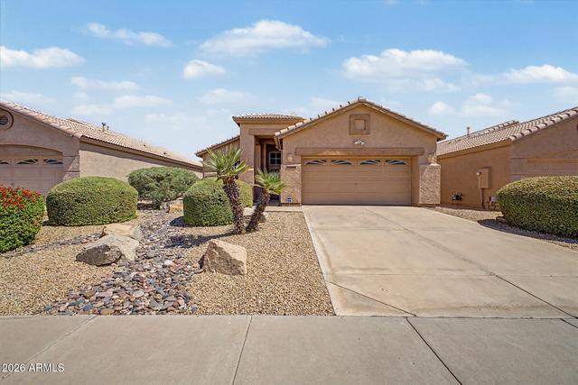 9046 W Escuda Dr, Peoria, AZ 85382