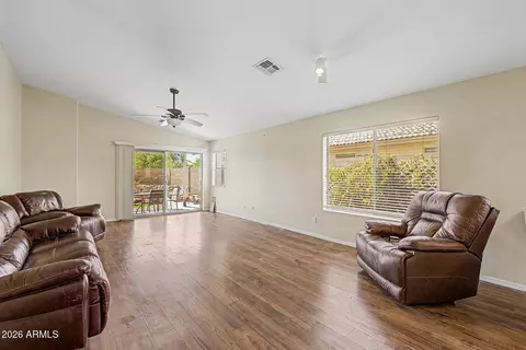 Living - 3752 S Bowman Rd, Apache Junction, AZ 85119 photo 4 of 5