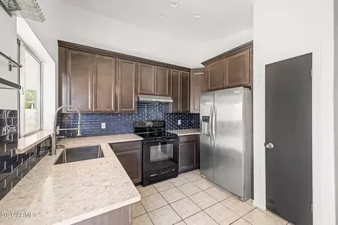 896 E Graham Ln, Apache Junction, AZ 85119 photo 12