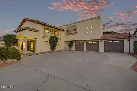 Exterior - 3011 E Winchcomb Dr, Phoenix, AZ 85032 photo 4 of 28