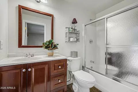 Bath - 3011 E Winchcomb Dr, Phoenix, AZ 85032 photo 11 of 11