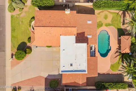 View/Area - 3011 E Winchcomb Dr, Phoenix, AZ 85032 photo 4 of 13