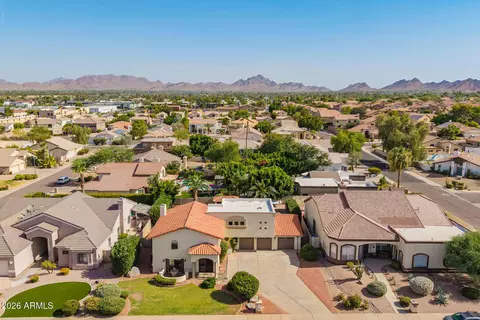 View/Area - 3011 E Winchcomb Dr, Phoenix, AZ 85032 photo 2 of 13