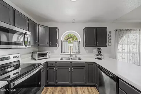 Kitchen - 4034 E Alder Ave, Mesa, AZ 85206 photo 3 of 4